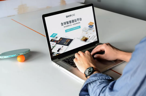 首页是用户对独立站的第一印象